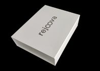 جعبه هدیه مقوا جعبه ای نقره ای برجسته شده 30 * 25 * 8cm Sponge Foam Insert تامین کننده