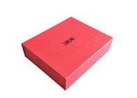 عمده فروشی سفارشی قرمز مغناطیسی تاشو جعبه هدیه برای بسته بندی پوشاک تامین کننده