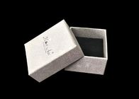 جعبه های کوچک و پایه جعبه های تزئینی نقره ای گلدوزی برای هدایا تامین کننده
